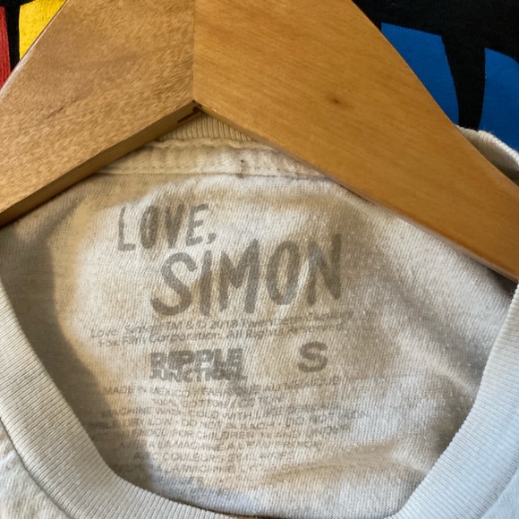 Love, Simon film t-shirt - Picture 2 of 4